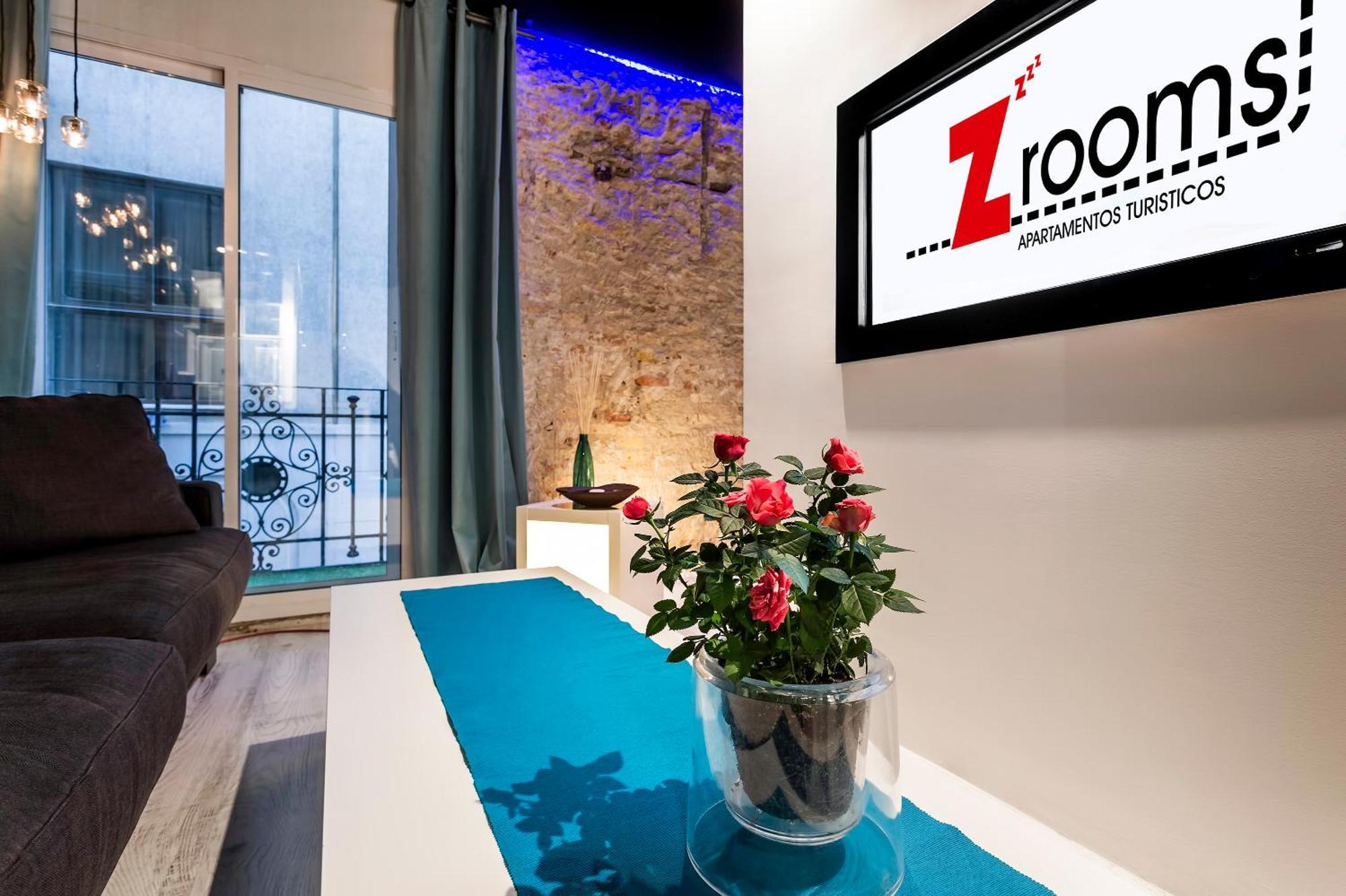 Zrooms&Suites Hostel Boutique Zaragoza Pokoj fotografie